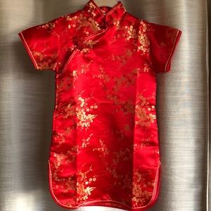 Girls Cheongsam dress costume size 4t NWOT